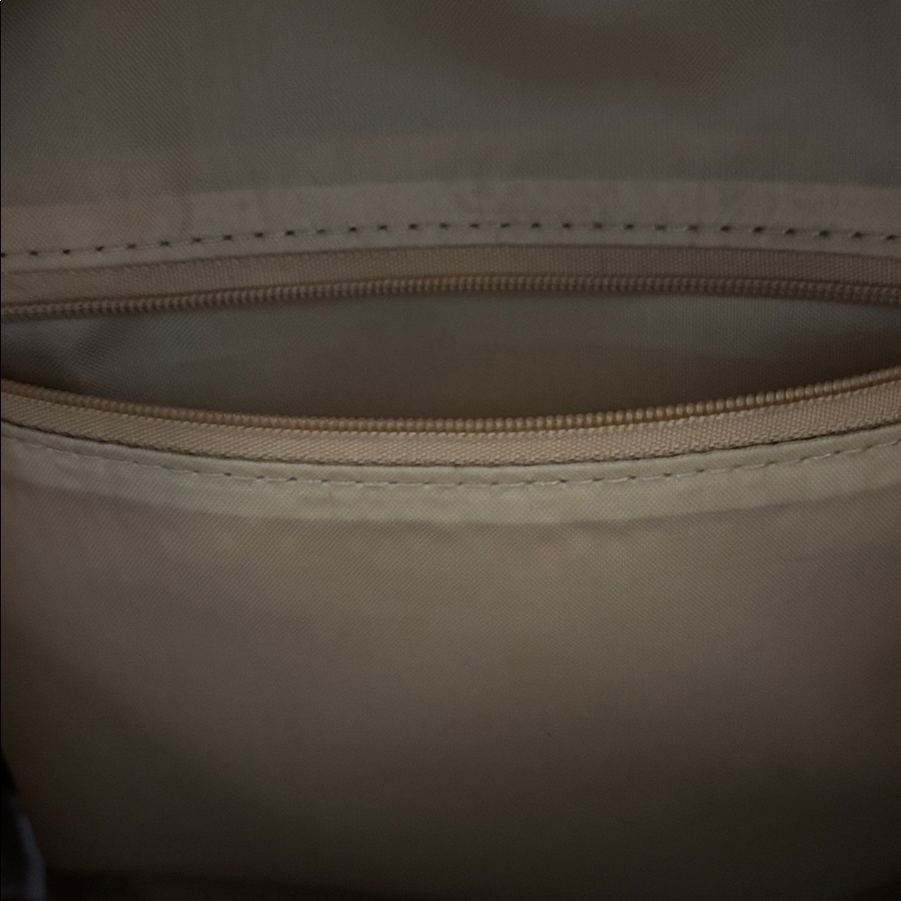 Backpack - Picture 6 of 12